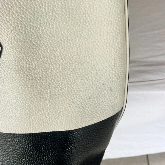 Tory Burch Black and White Tote Bag - Picture 5 of 14